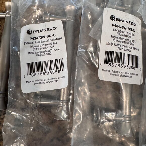 Brainerd Satin Nickel Drawer Pull & Knob Set of 6 Kitchen Hardware varied sizes - Picture 3 of 12